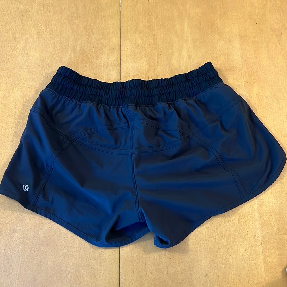 Lululemon Tracker short IV 4-way stretch black size 8